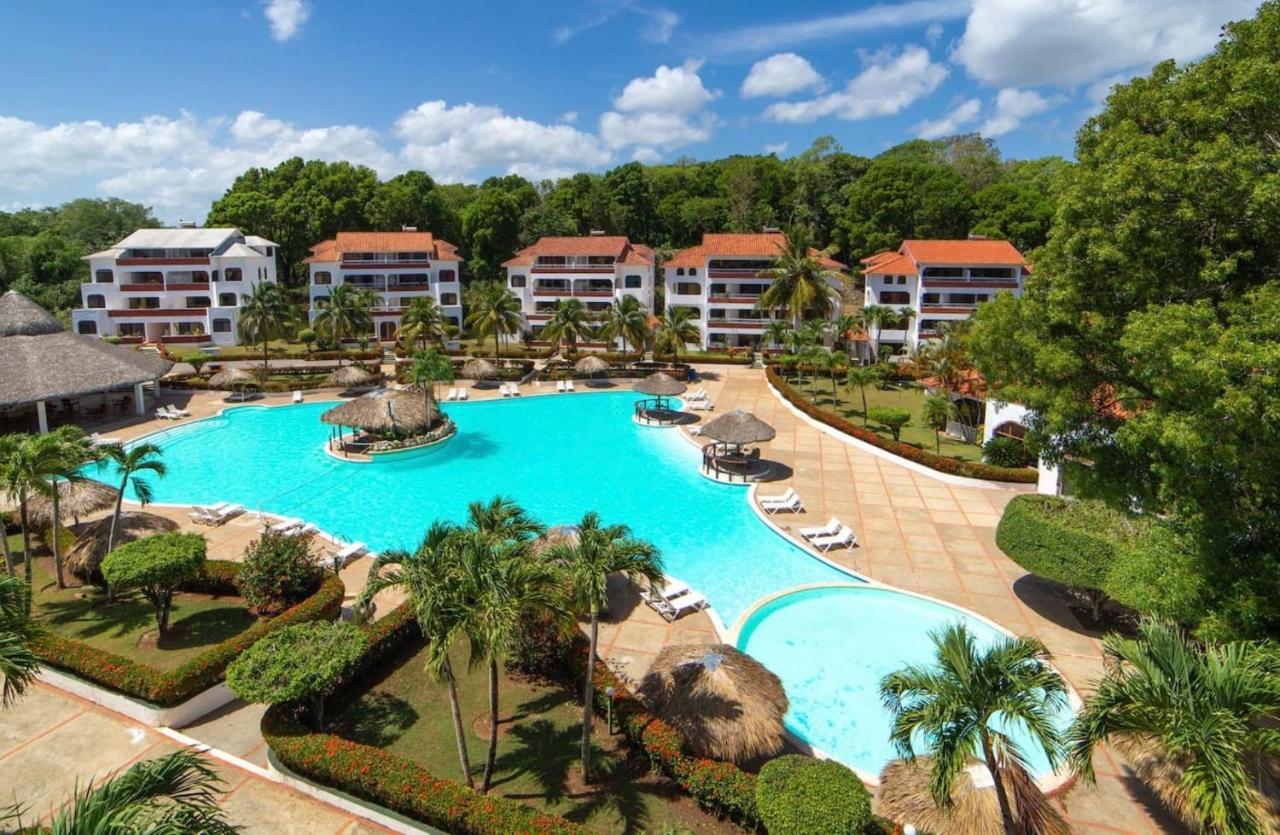 The Biggest Swimming Pool In Sosua, Frente A La Piscina Mas Grande En Sosua Apartment Bagian luar foto